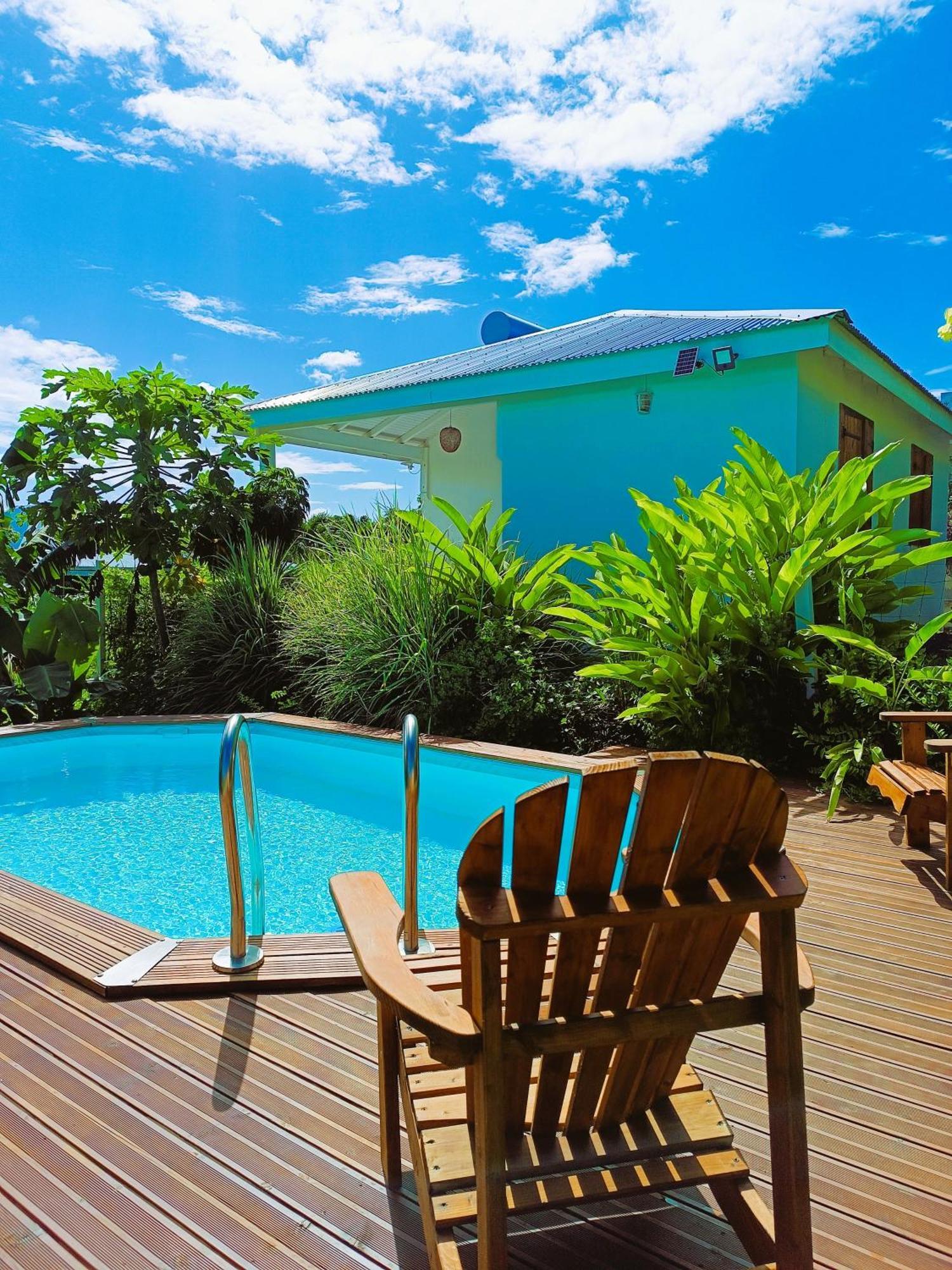 Kaz A Klemence Gite Creole Avec Piscine Et Table Dhotes A Anse Bertrand Exterior photo